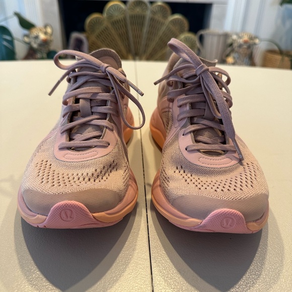 Lululemon Chargefeel Low Womens Workout Shoes - Picture 2 of 8